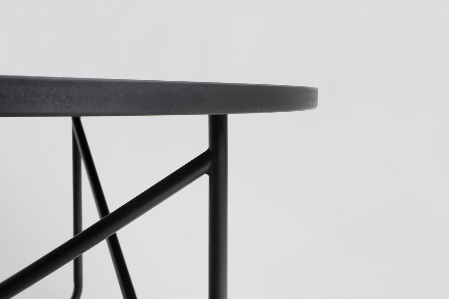 VVV TABLE