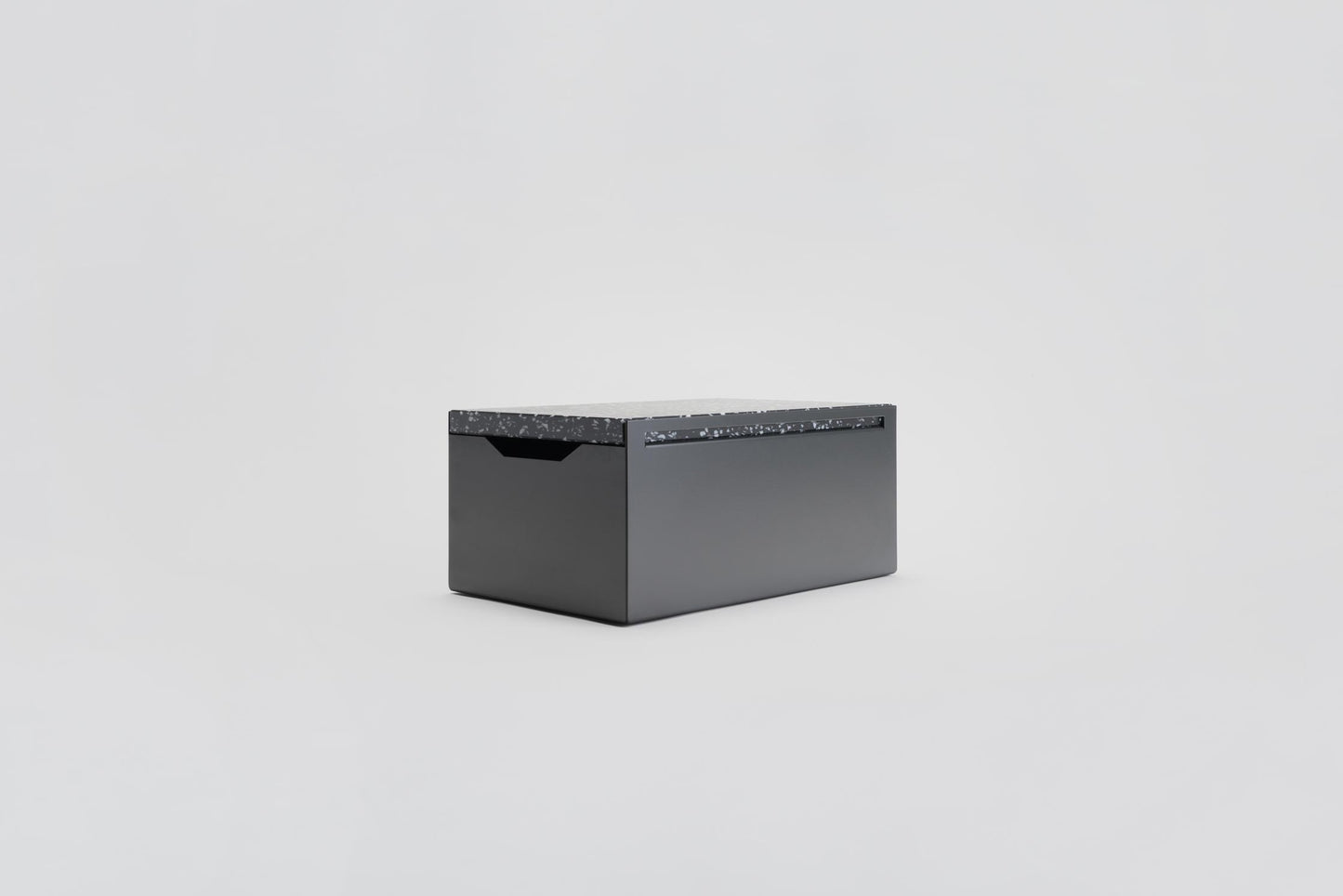 BREAD BOX